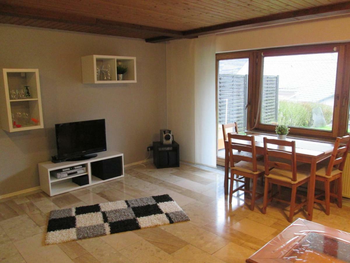 Ferienwohnung Edi Fischer Oberfell Exterior photo